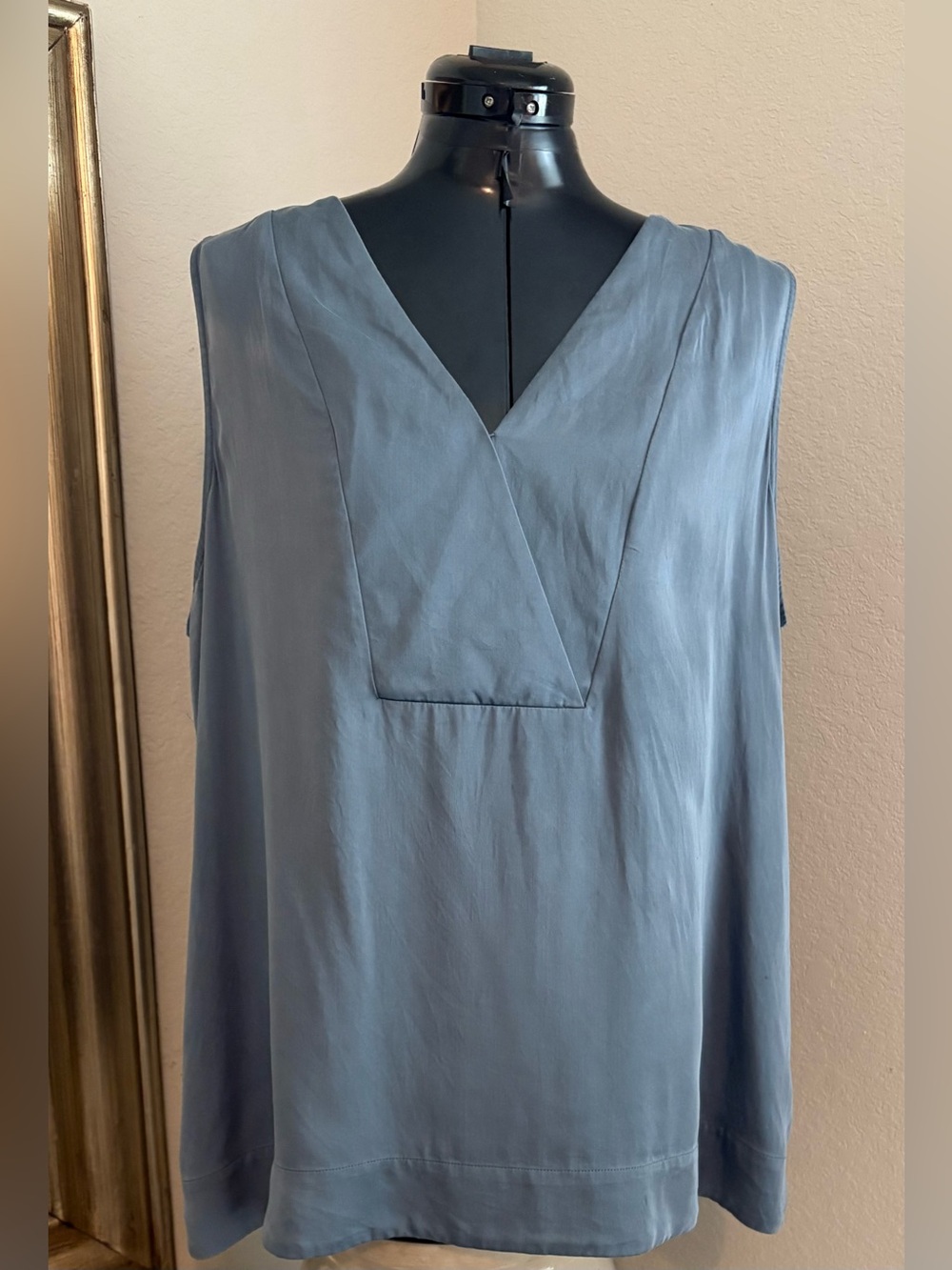 Chicos Women’s Blue 100% Modal Tank Size XL